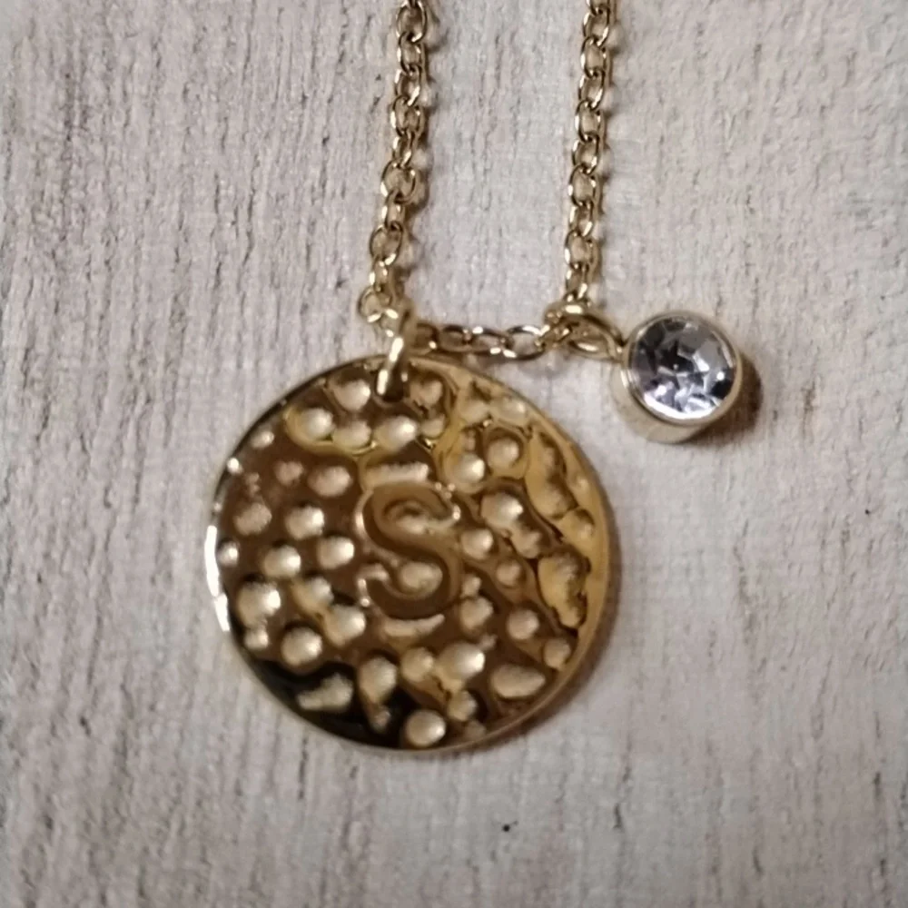 Initial S Pendant Necklace - Picture 3 of 4